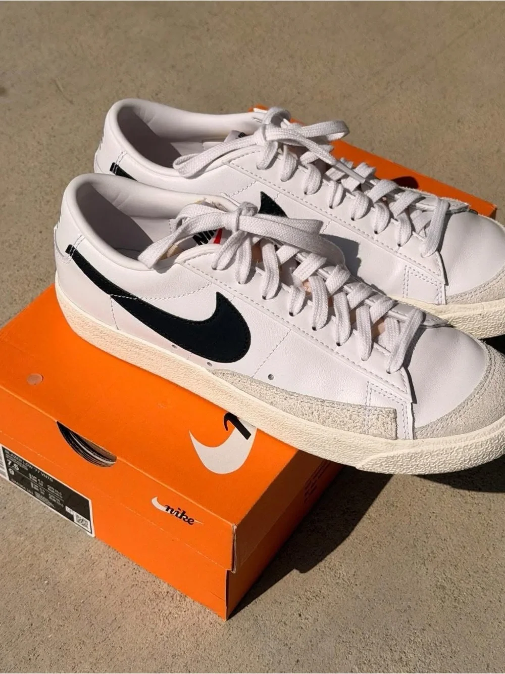 Nike Blazer Low '77 Vintage-Men’s 7.5/Women’s 9–Like new, worn once